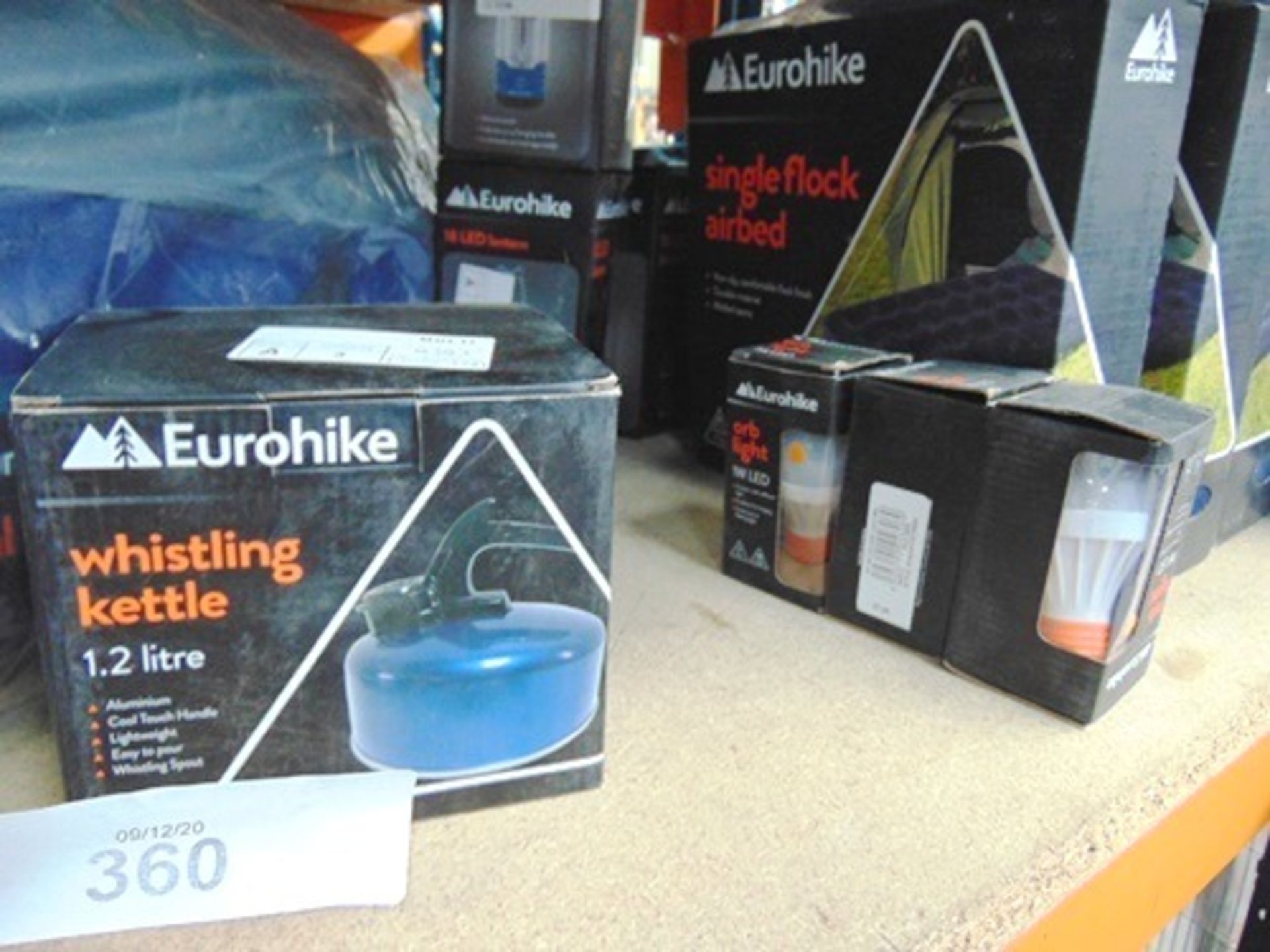 Eurohike Rydal 500 5-person tent, together with a selection of Eurohike camping equipment - Image 3 of 3
