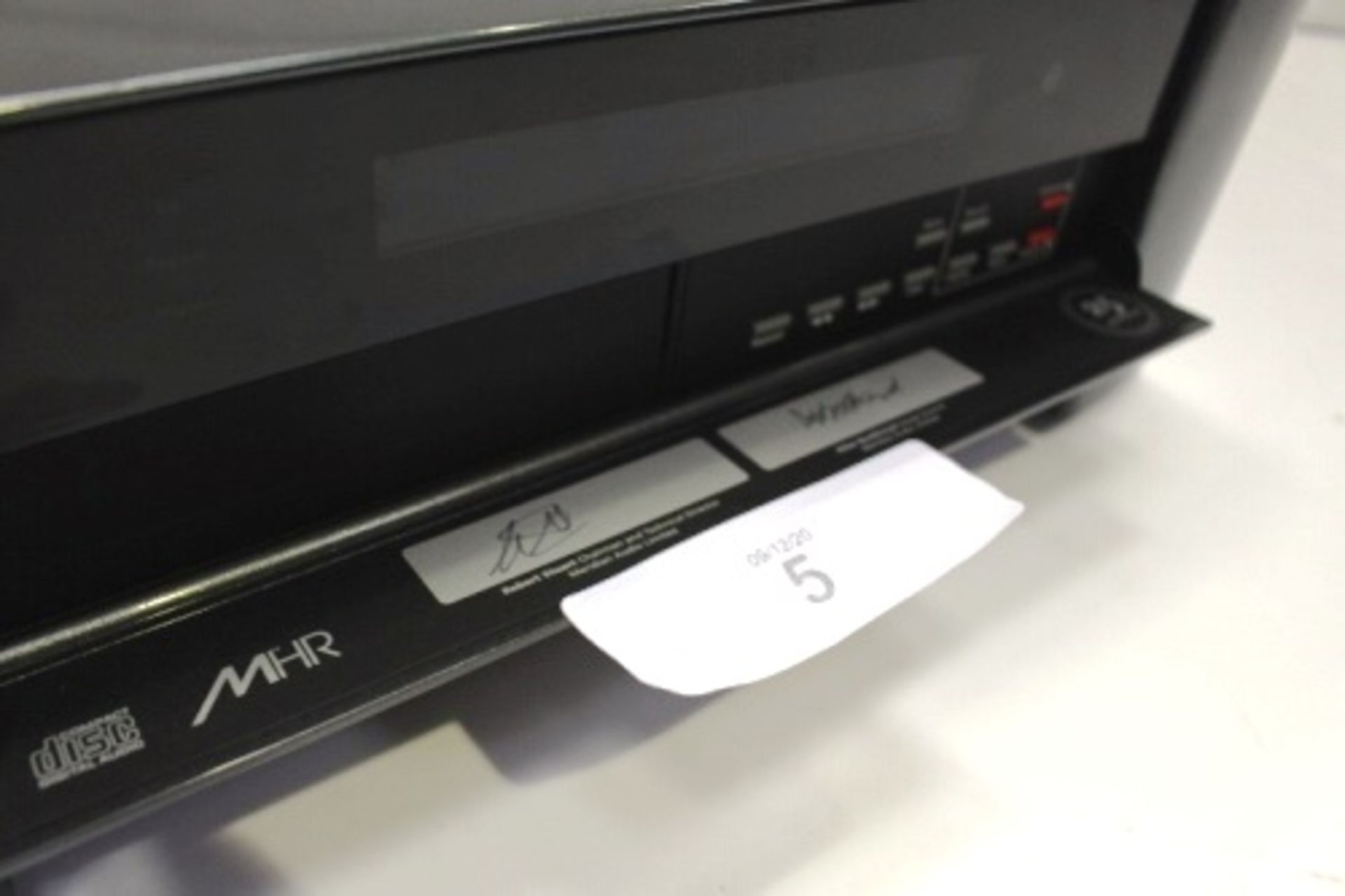 A Meridian 808.3 Signature Reference CD player, model 808V5K1000-34, RRP £3000.00, powers on, - Image 4 of 6