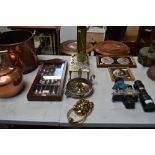 A quantity of brass and plated items to include a door knocke