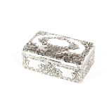 An Edwardian silver cigarette box, by the Goldsmiths & Silversmiths Company, having profuse