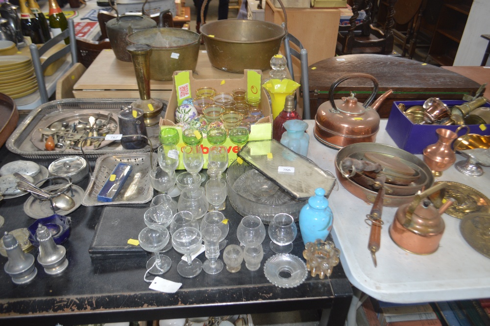 A quantity of various glassware and pomanders