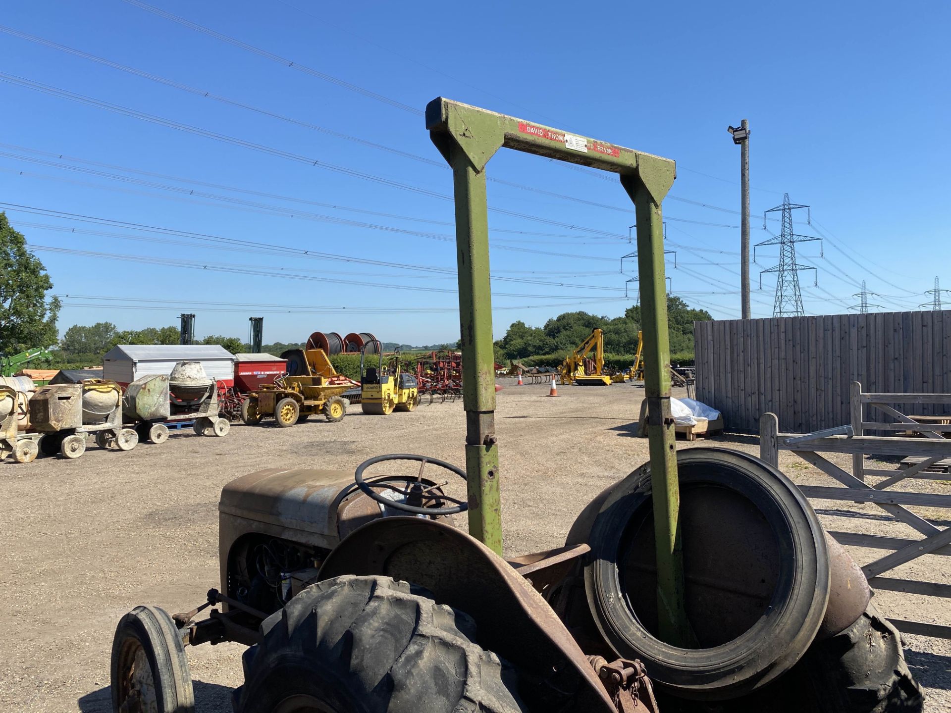 Ferguson TED 20 petrol/TVO 2WD tractor. Serial number TED 256912. 1952. Registration HWV 216 (no - Image 6 of 18