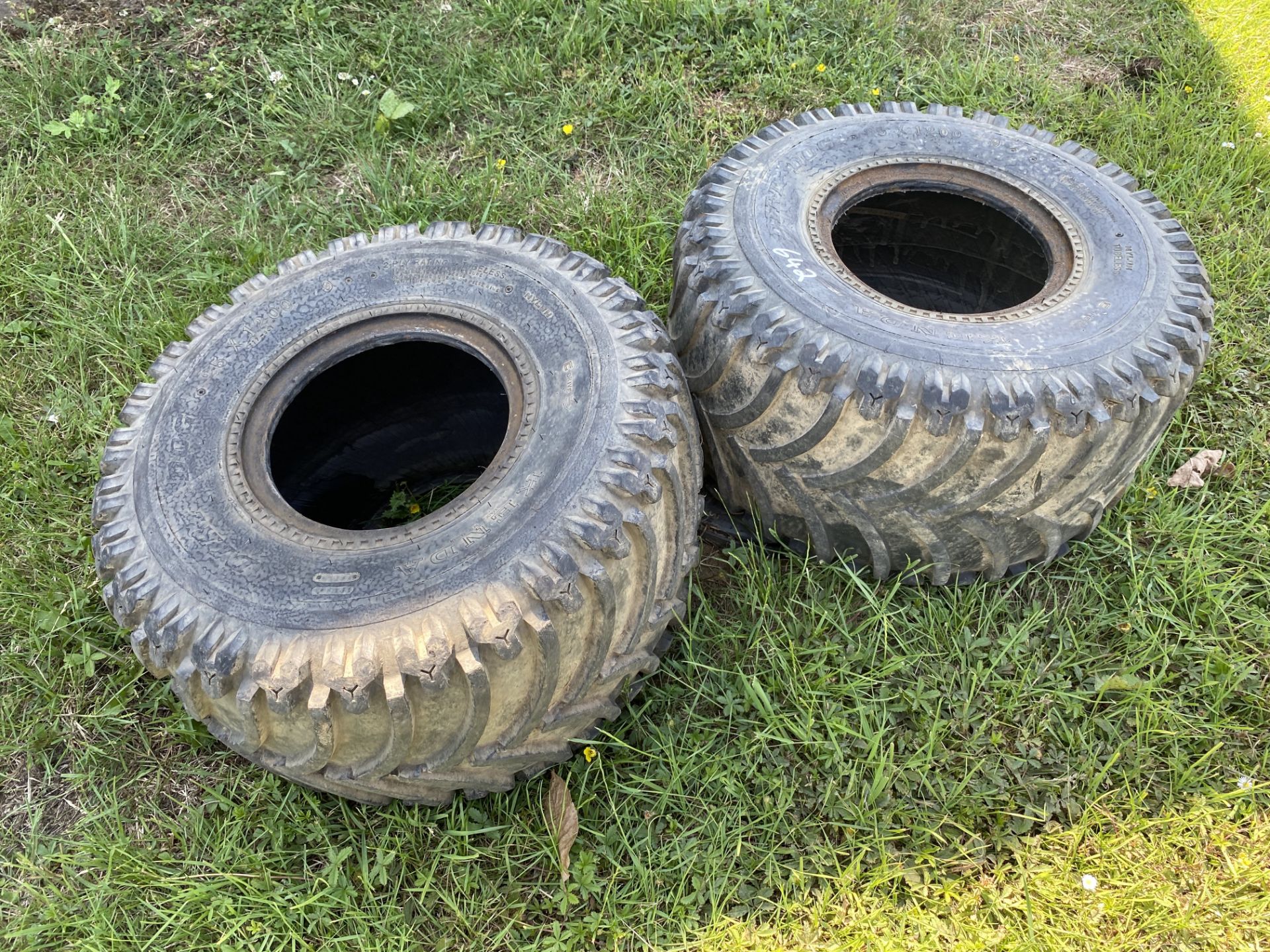 2x 25x1200 Dirt Dog tyres.