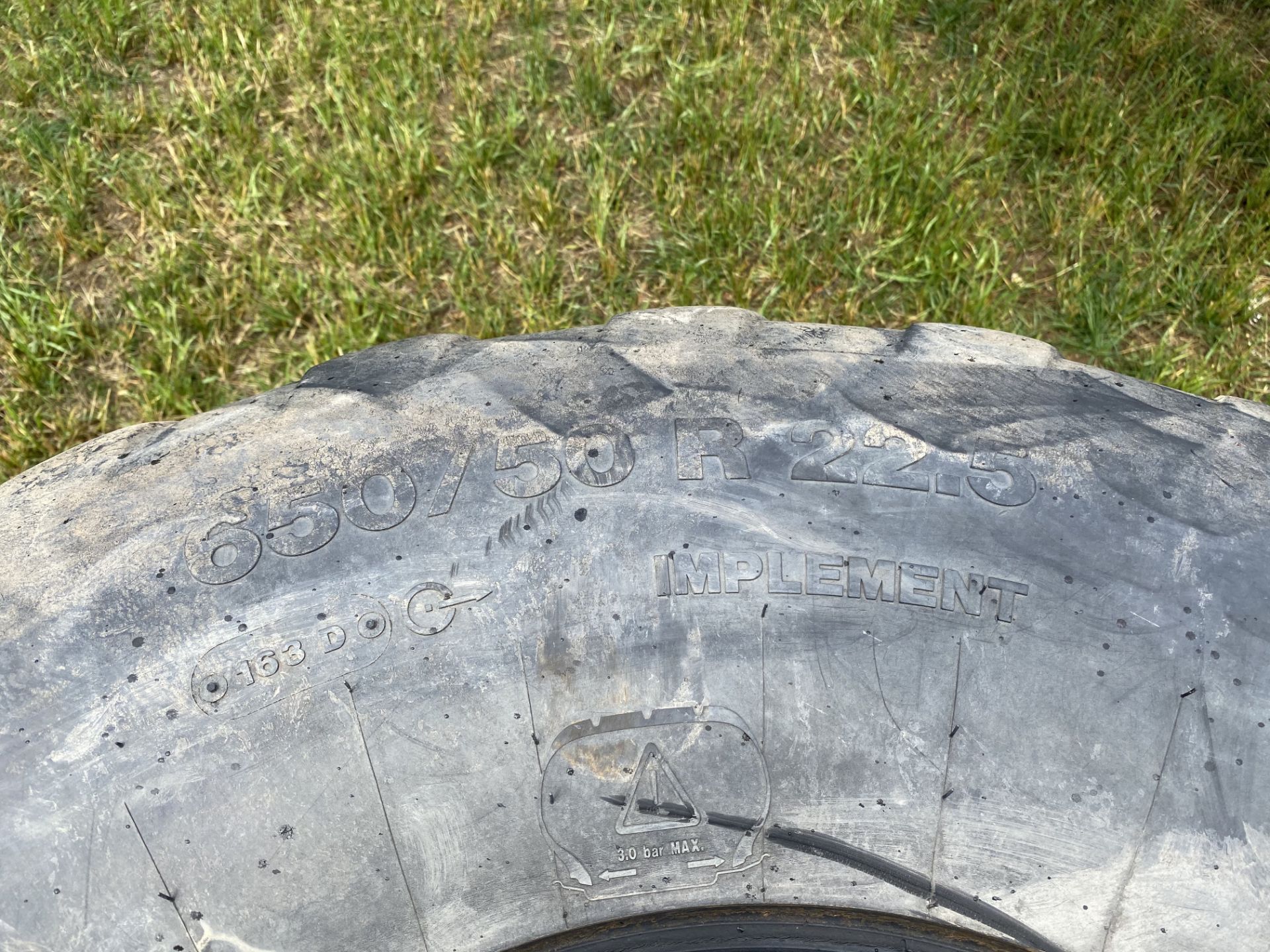 2x 650/65R22.5 trailer tyres. M - Image 6 of 8