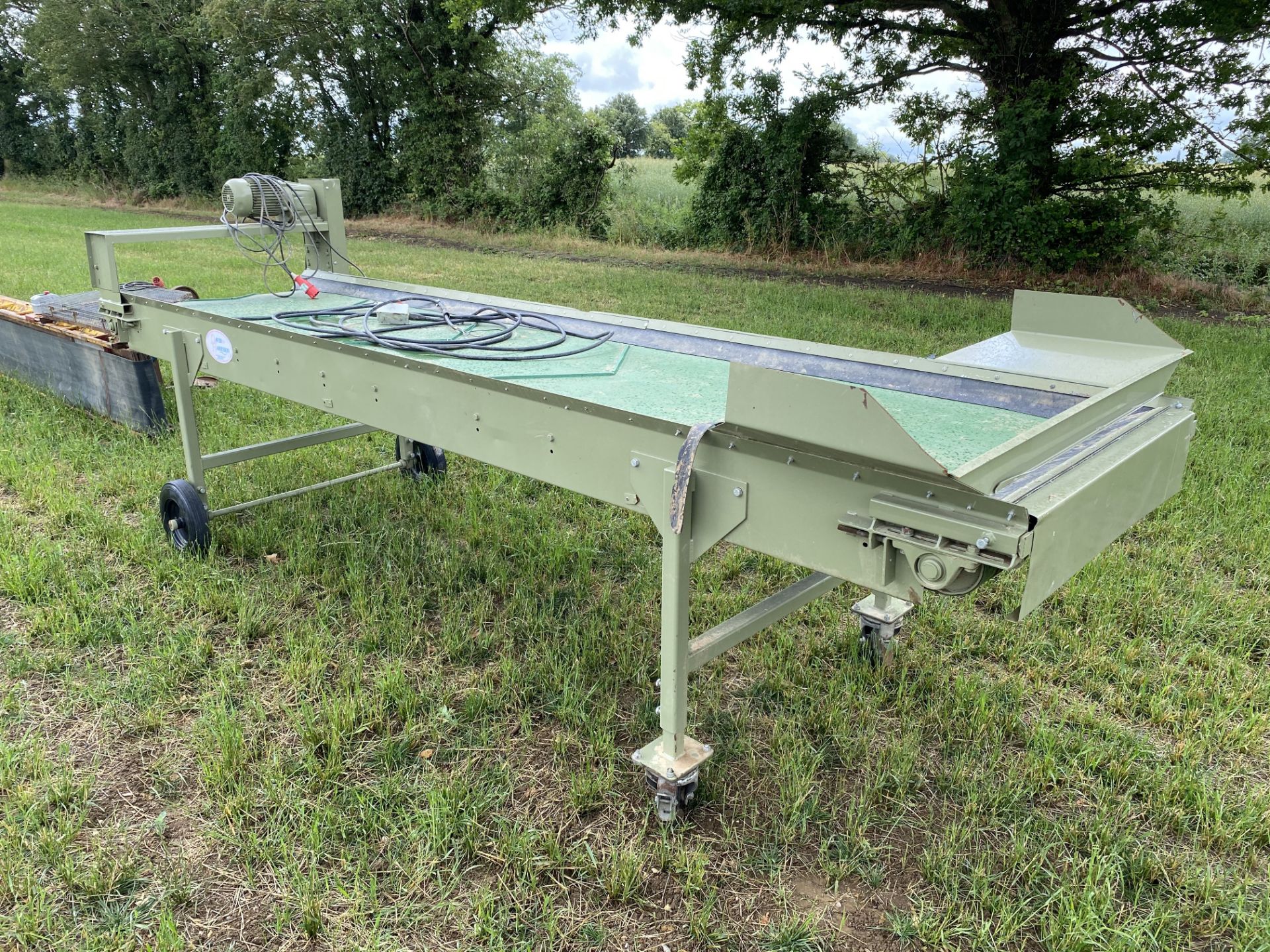 Herbert 13ft x 3ft flat belt conveyor. LM - Image 3 of 8