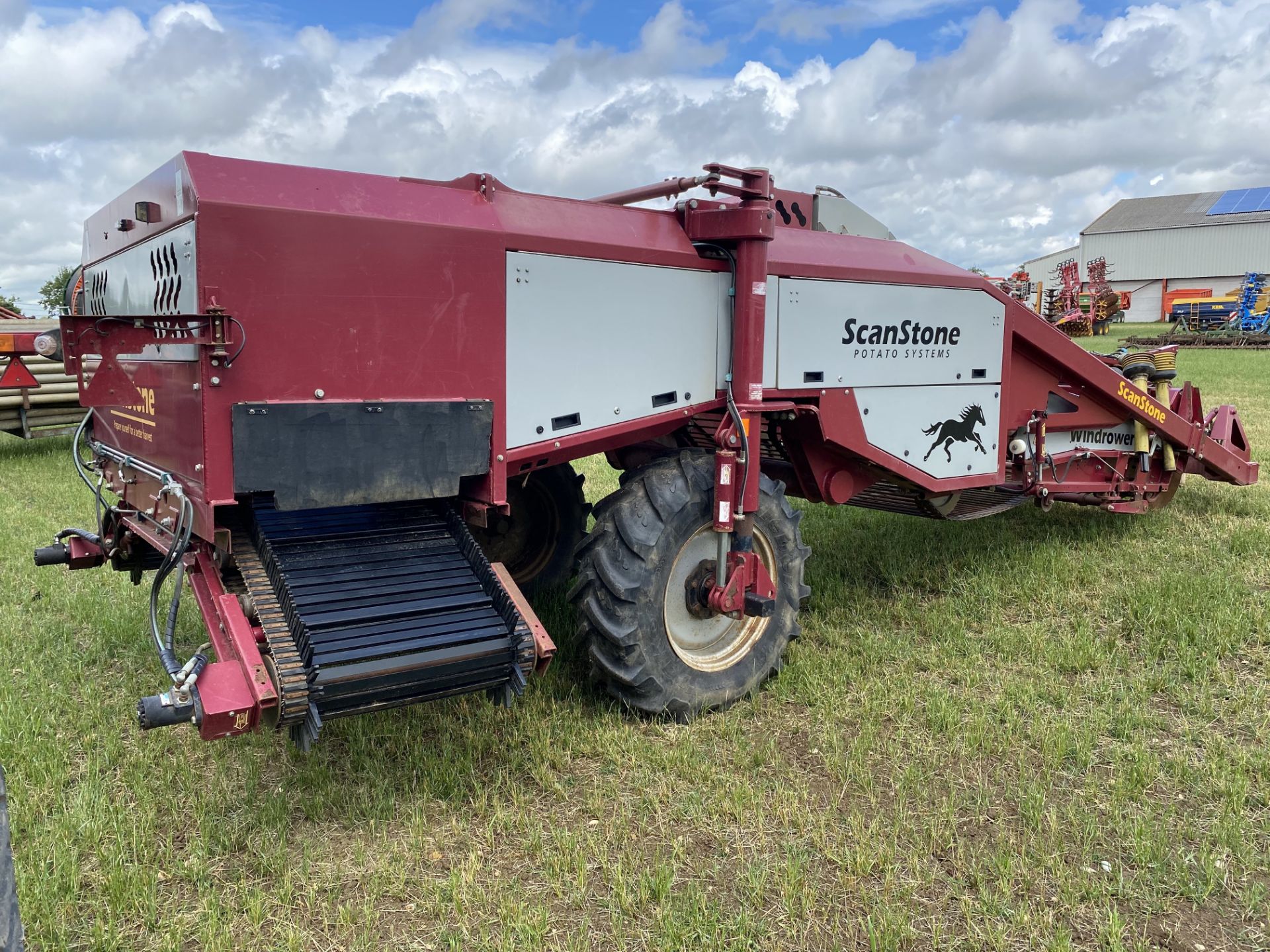 Scanstone trailed Windrower. Model WD17-2+5. 2014. Serial number 2030. Set for 72" beds. LM - Image 7 of 29