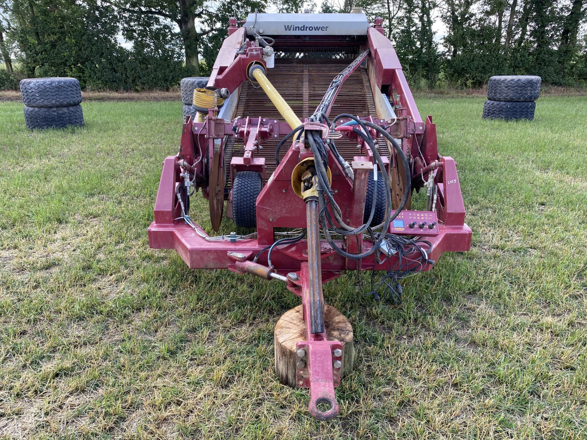 Scanstone trailed Windrower. Model WD17-2+5. 2014. Serial number 2030. Set for 72" beds. LM - Image 2 of 29