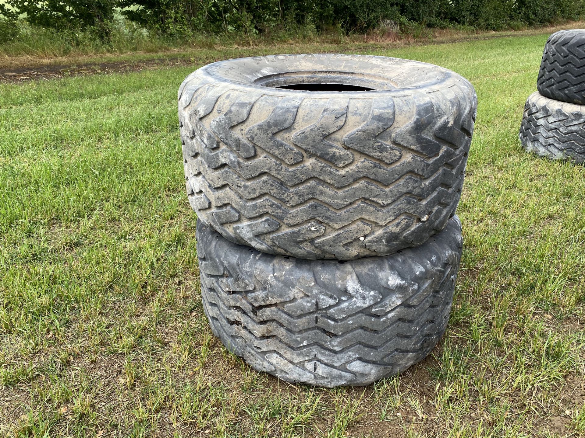 2x 650/65R22.5 trailer tyres. M - Image 2 of 8