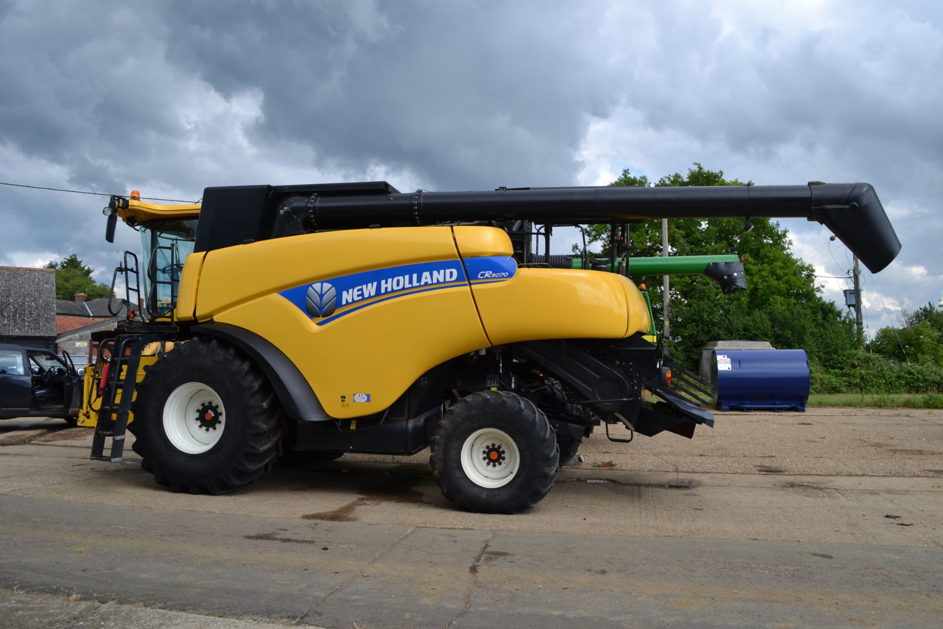 New Holland CR9070 rotary combine. Registration EU12 JCJ. Date of first registration 05/07/2012. 2,2 - Image 51 of 56