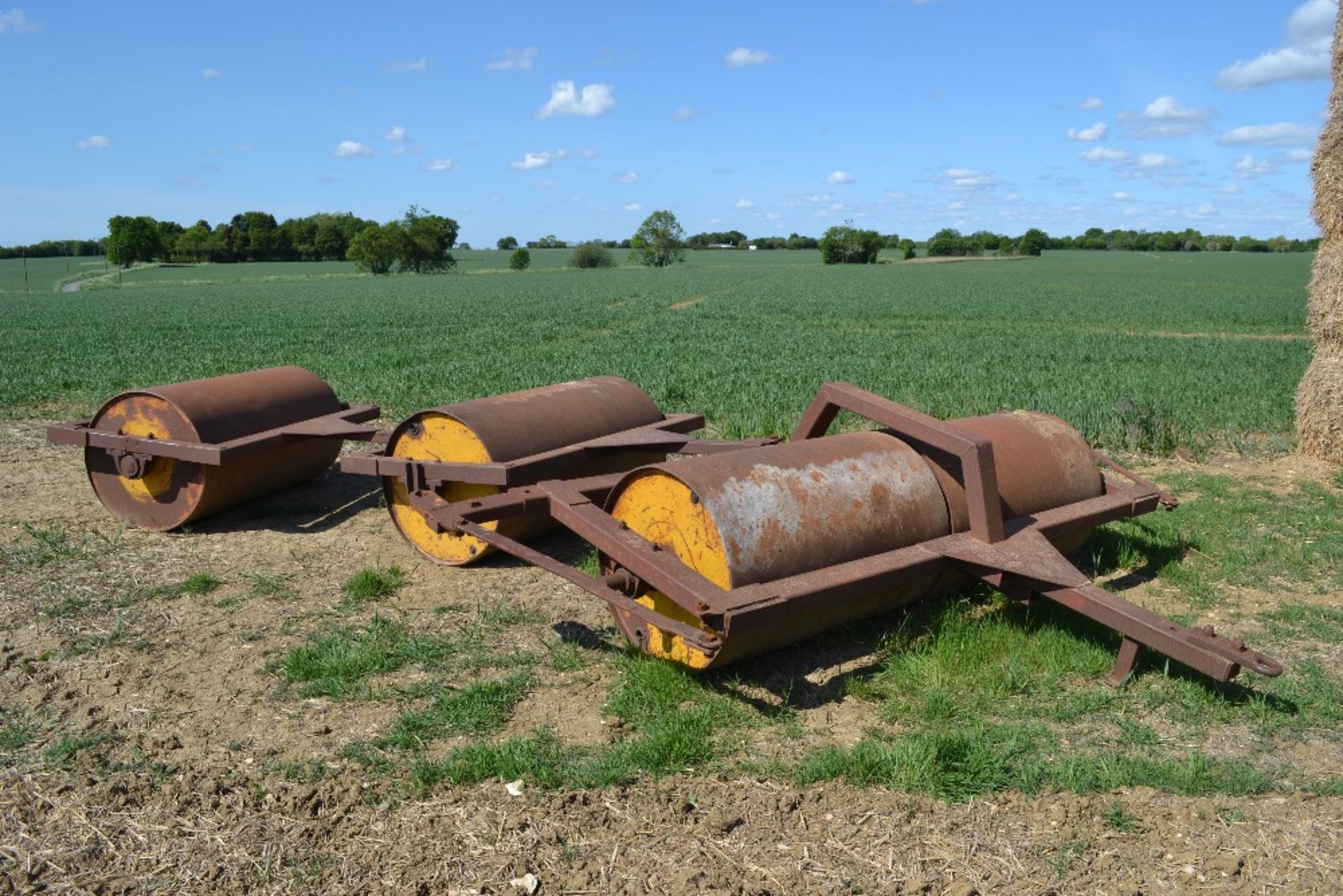 Grays 16ft triple gang flat rolls. M - Image 11 of 13