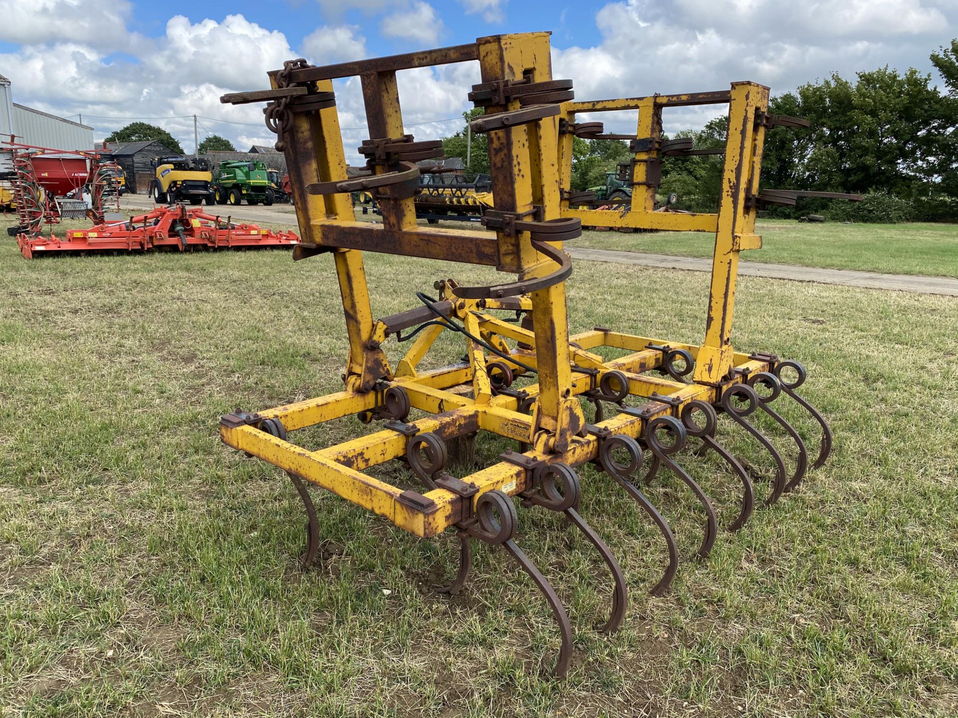 ** CATALOGUE CHANGE** Bomford 4.5m hydraulic folding mounted pigtail cultivator. With depth - Image 3 of 11