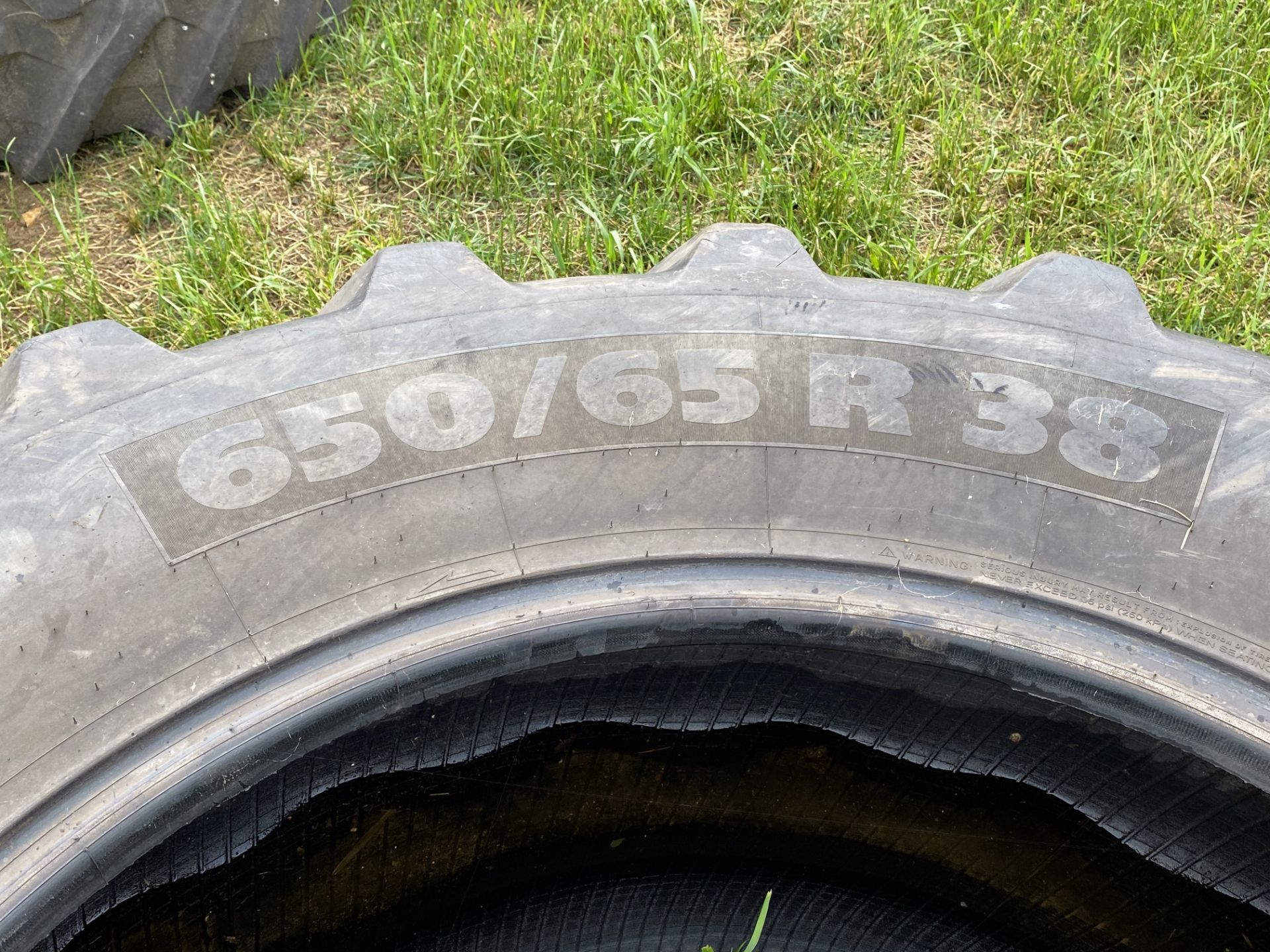 650/38 tyre casing @ 70%. M - Image 6 of 7