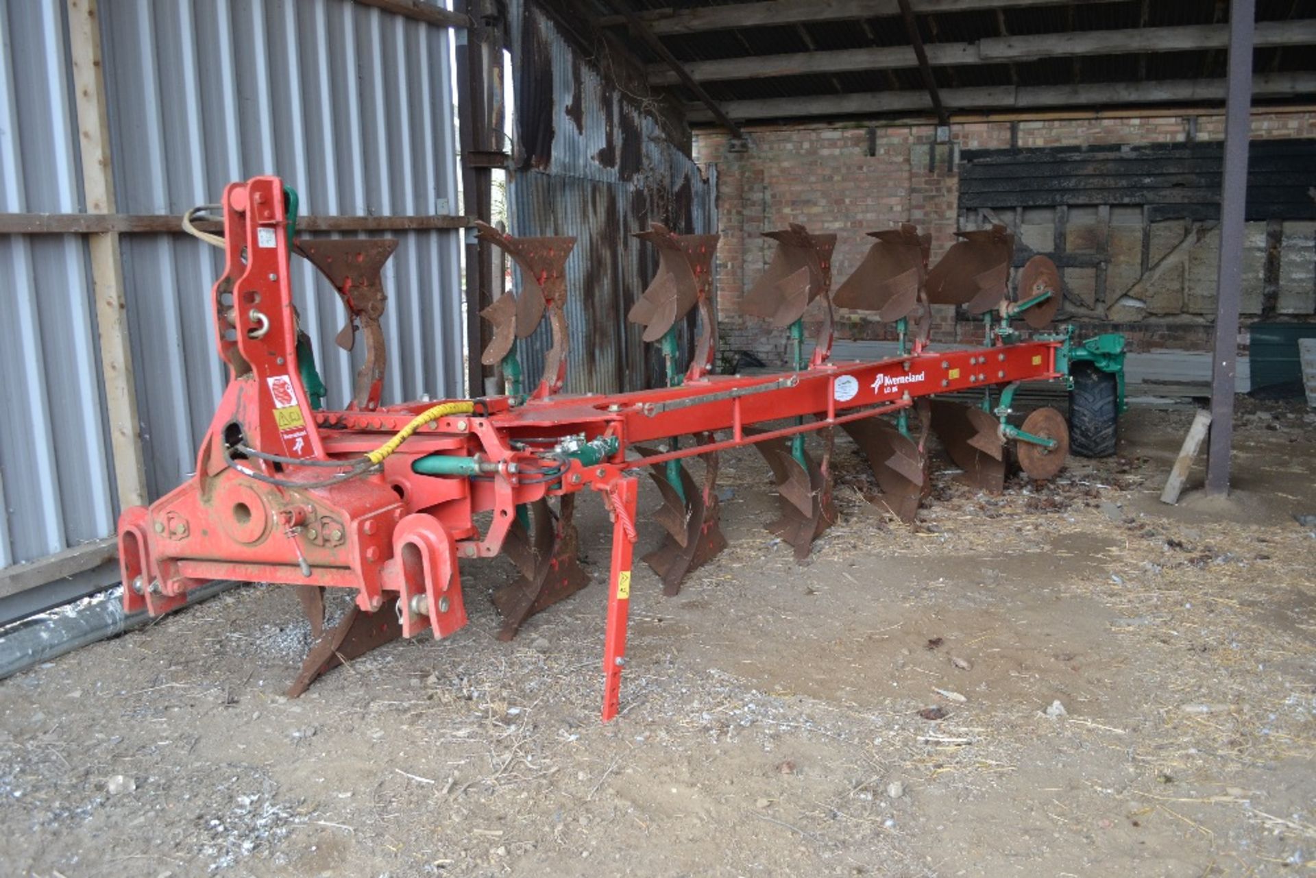 Kverneland LD85 5+1F reversible plough. Model KKLD-85-300. 2016. Serial number KKLD018749. With - Image 11 of 12