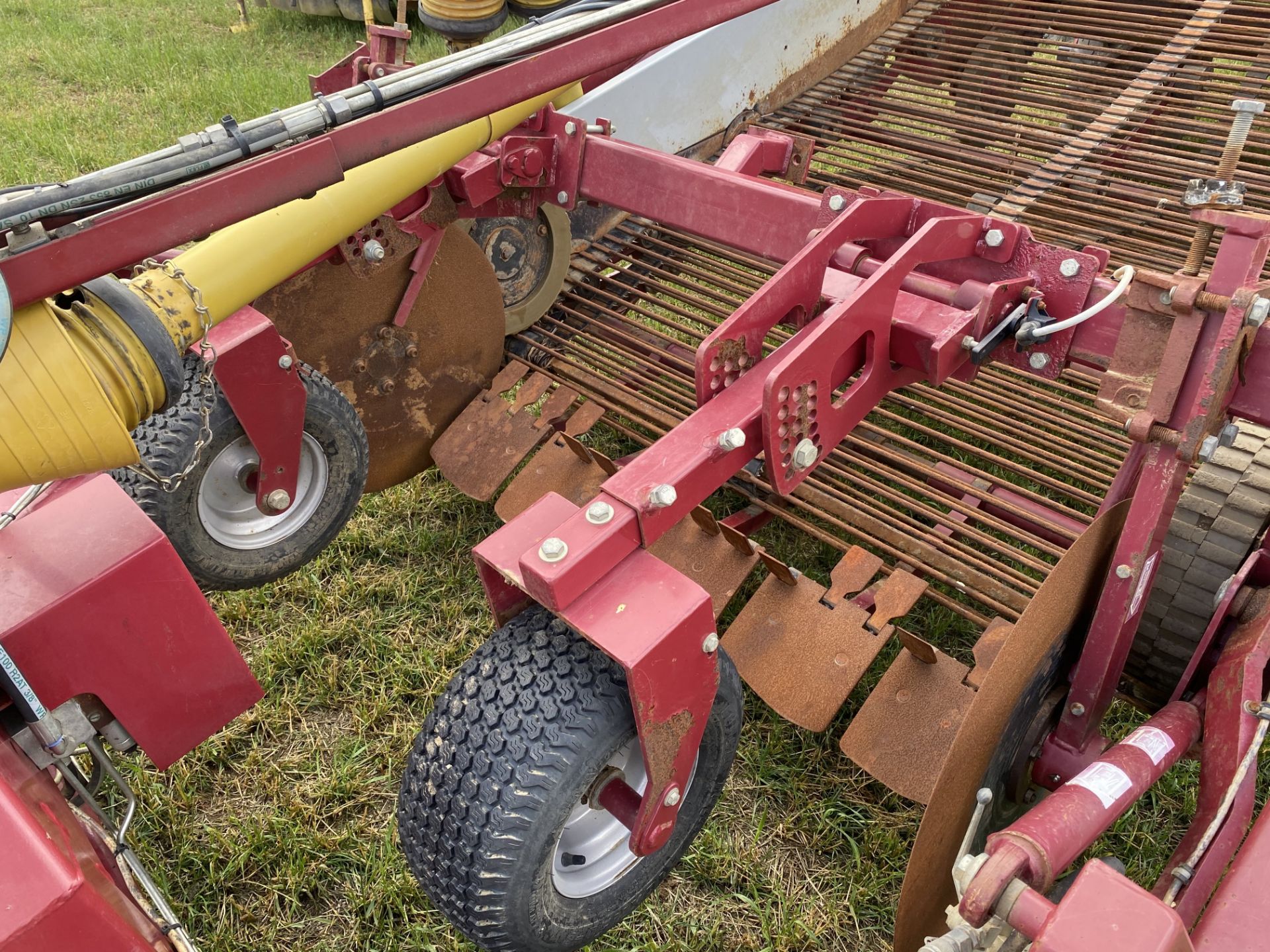 Scanstone trailed Windrower. Model WD17-2+5. 2014. Serial number 2030. Set for 72" beds. LM - Image 11 of 29