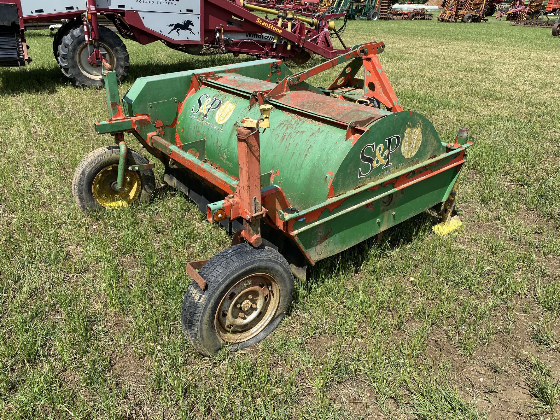 Grimme KS front mounted haulm topper. Set for 72'' beds. LM - Image 7 of 11