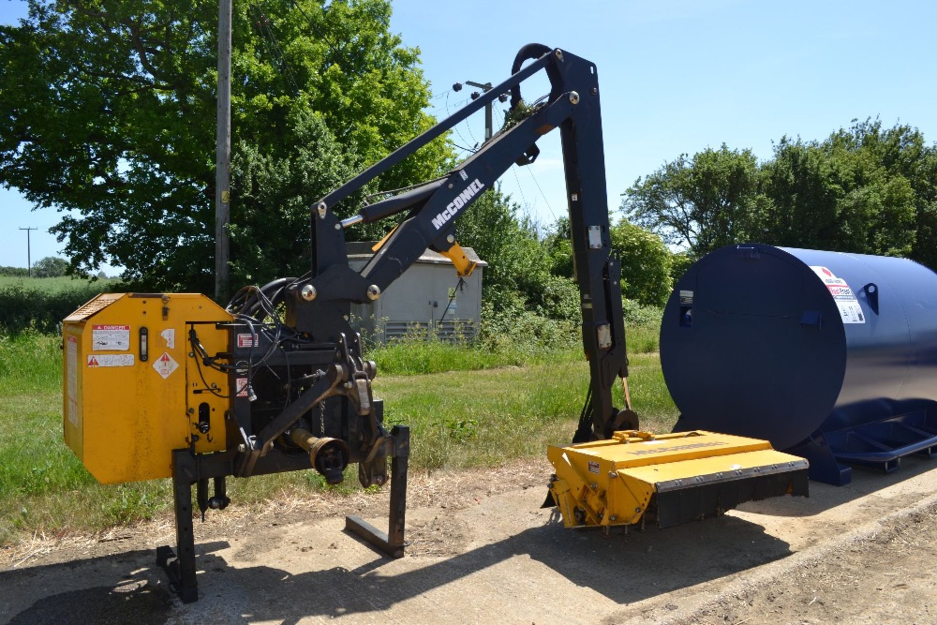 McConnel PA6565T linkage mounted hedge cutter. Machine number 6565924. 2014. Serial number M1435143. - Image 20 of 23