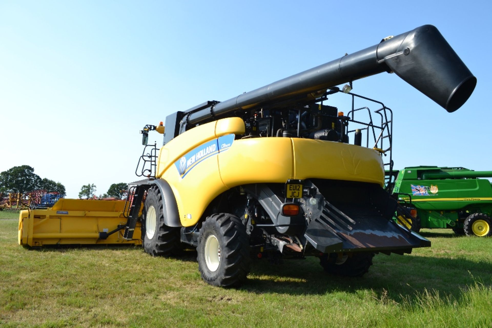 New Holland CR9070 rotary combine. Registration EU12 JCJ. Date of first registration 05/07/2012. 2,2 - Image 6 of 56