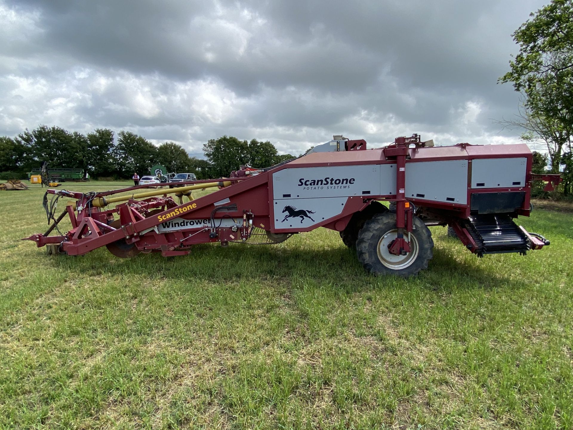 Scanstone trailed Windrower. Model WD17-2+5. 2014. Serial number 2030. Set for 72" beds. LM - Image 4 of 29