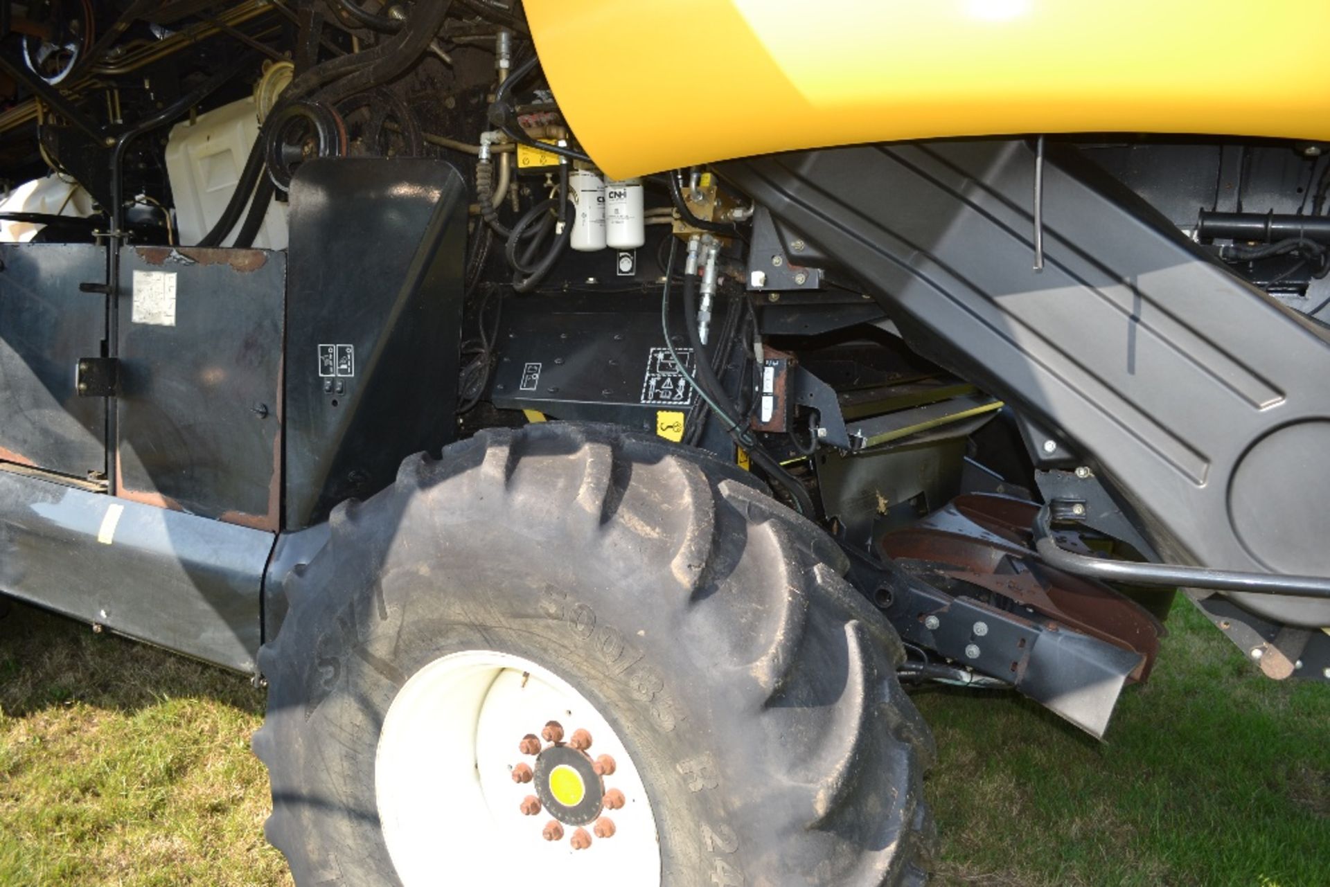 New Holland CR9070 rotary combine. Registration EU12 JCJ. Date of first registration 05/07/2012. 2,2 - Image 55 of 56