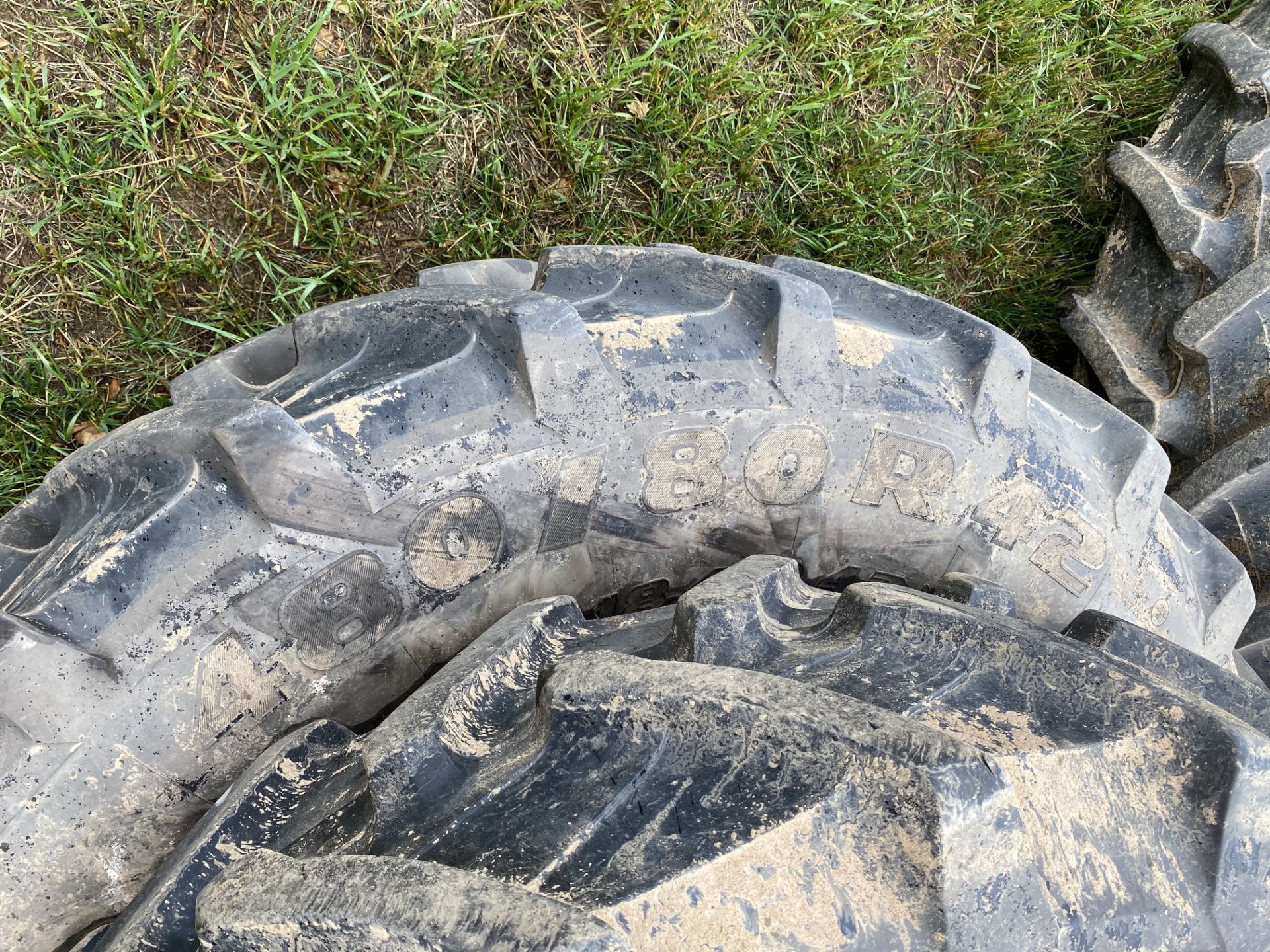 Set of row crop wheels and tyres to fit Massey Ferguson. Comprising 420/85R28 fronts @ 80% and 480/ - Image 6 of 12