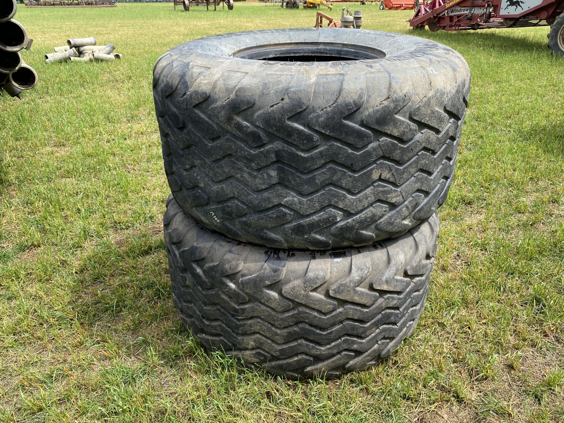 2x 650/65R22.5 trailer tyres. M - Image 4 of 8
