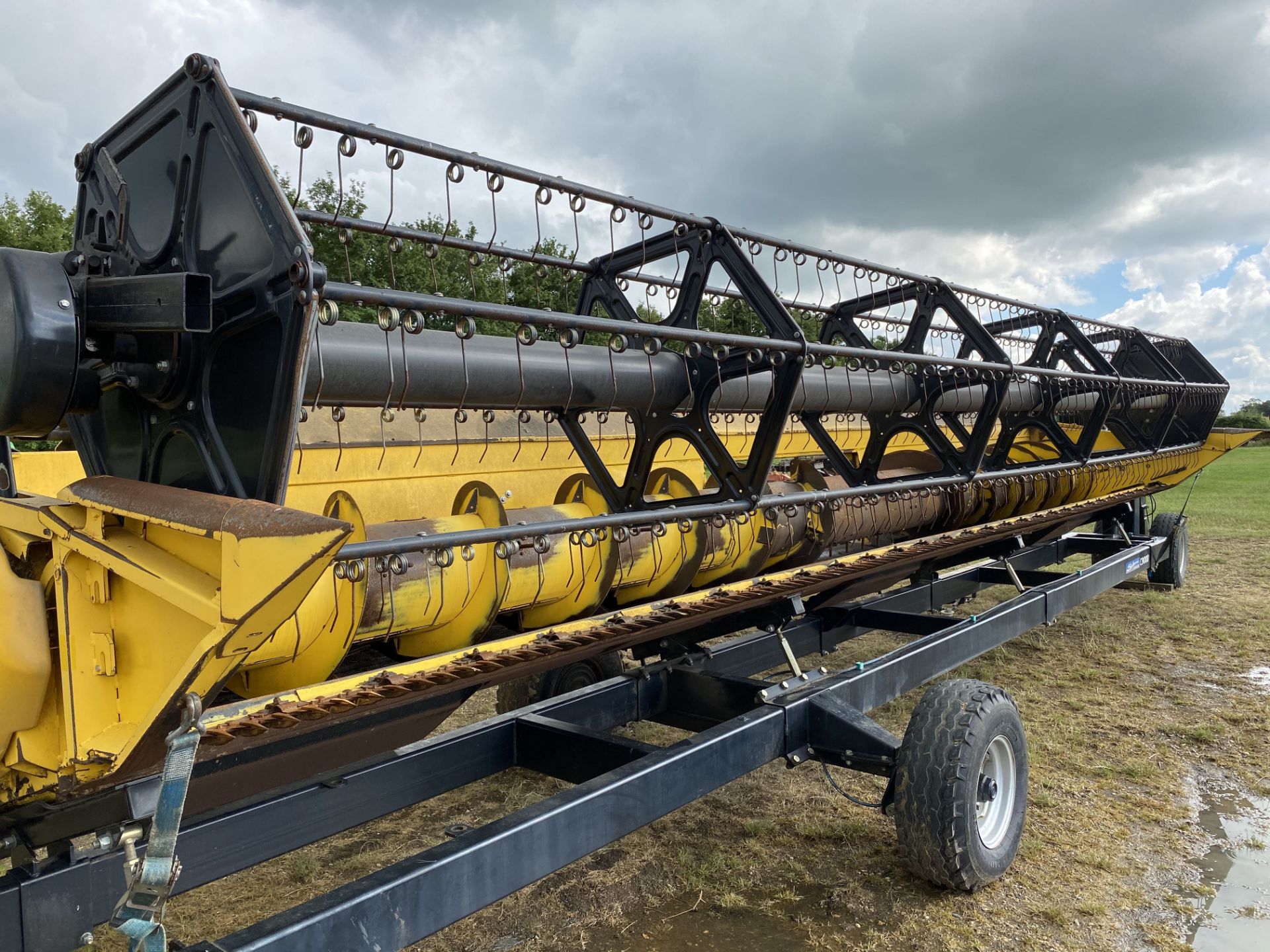 New Holland CR9070 rotary combine. Registration EU12 JCJ. Date of first registration 05/07/2012. 2,2 - Image 45 of 56