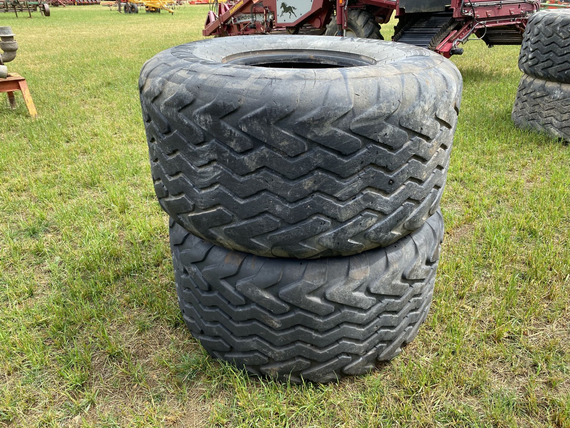 2x 650/65R22.5 trailer tyres. M - Image 4 of 8