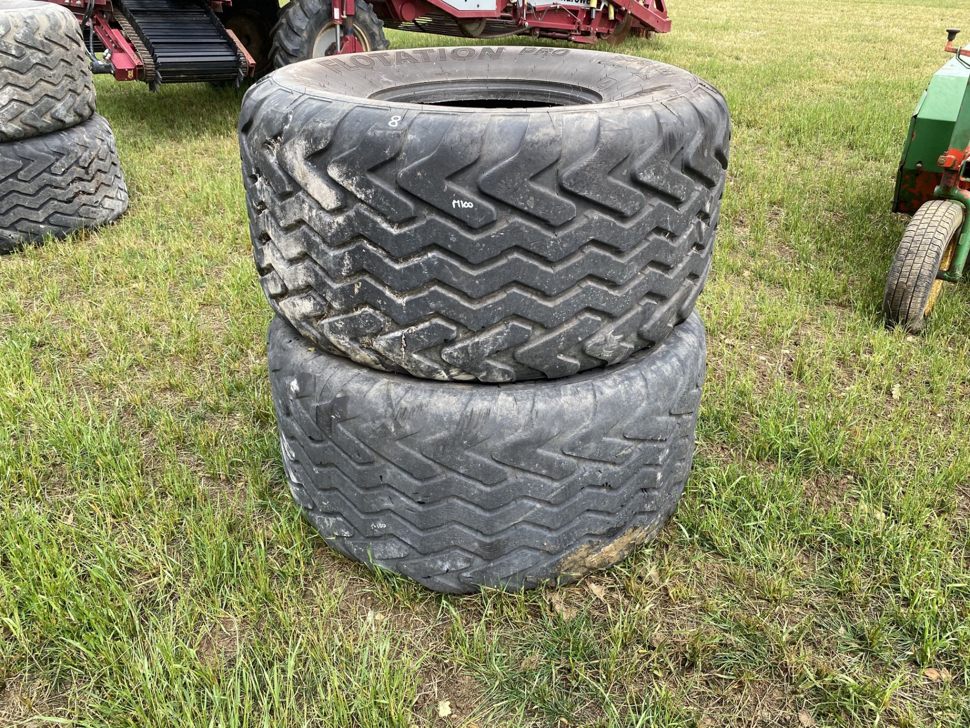 2x 650/65R22.5 trailer tyres. M