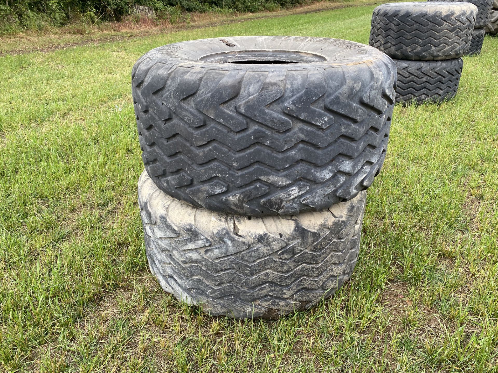 2x 650/65R22.5 trailer tyres. M - Image 2 of 8