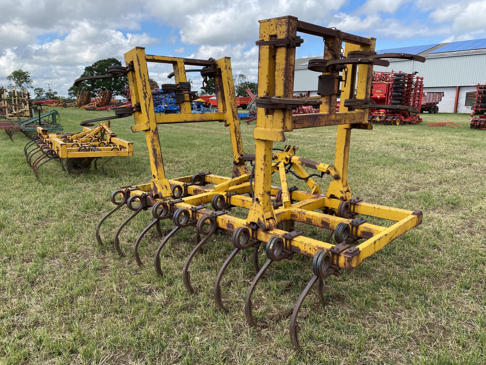 ** CATALOGUE CHANGE** Bomford 4.5m hydraulic folding mounted pigtail cultivator. With depth - Image 4 of 11