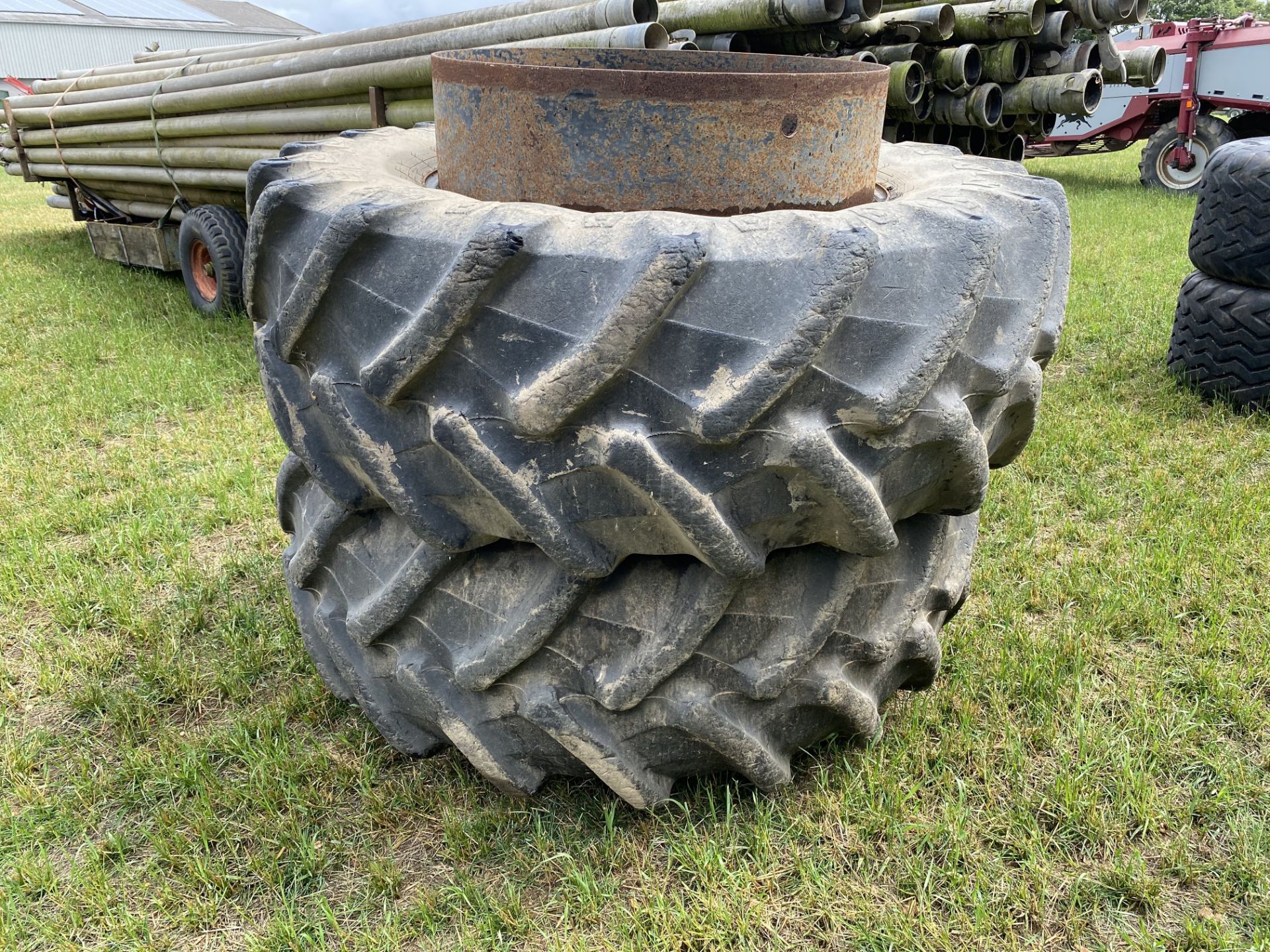 Pair of 580/70R38 Stocks dual wheels and tyres. M - Image 4 of 7