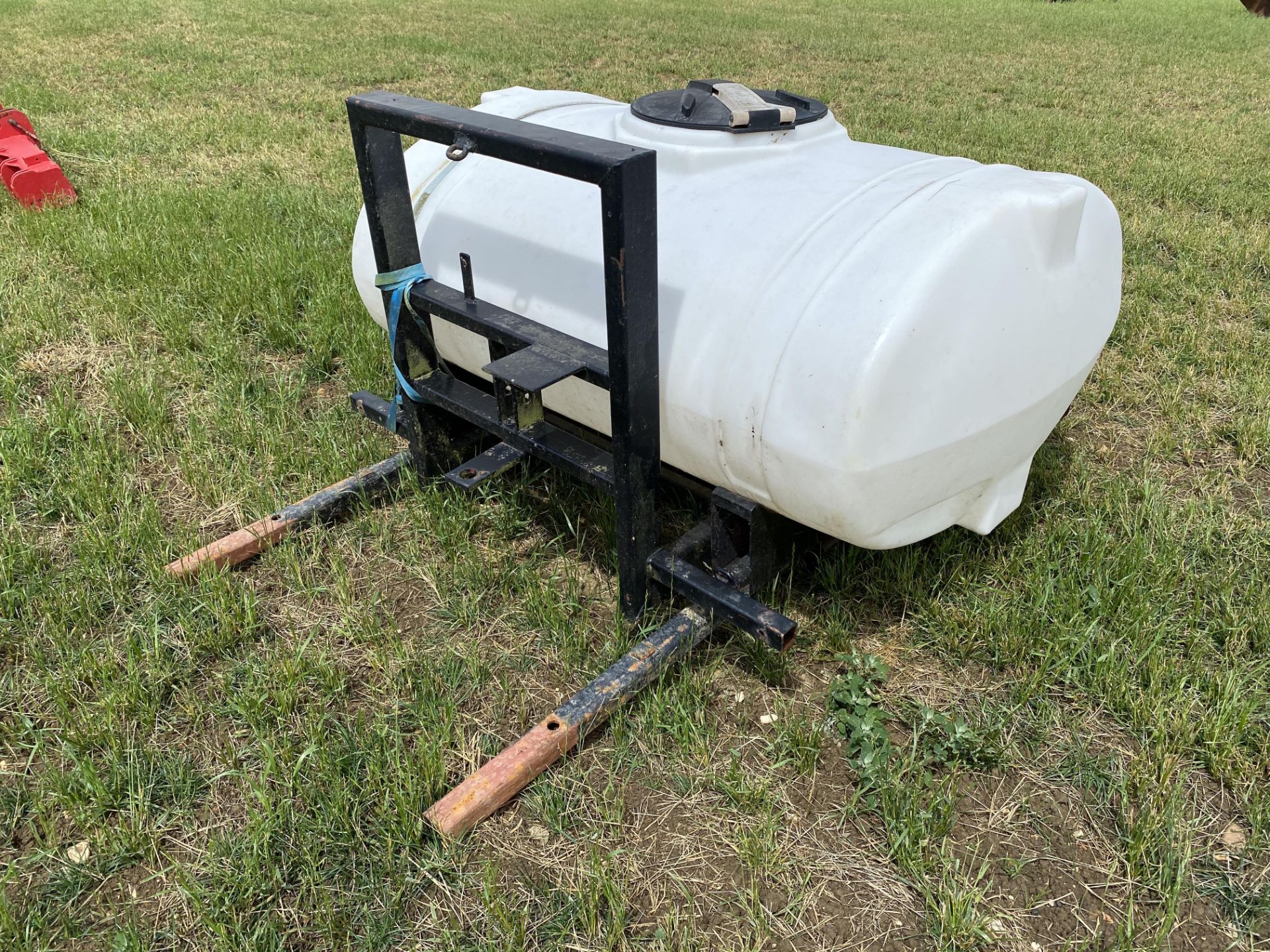 Plastic front mounted tank. M - Image 4 of 4