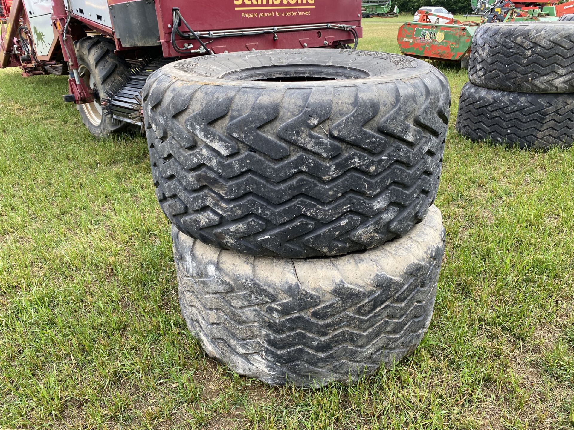 2x 650/65R22.5 trailer tyres. M - Image 4 of 8