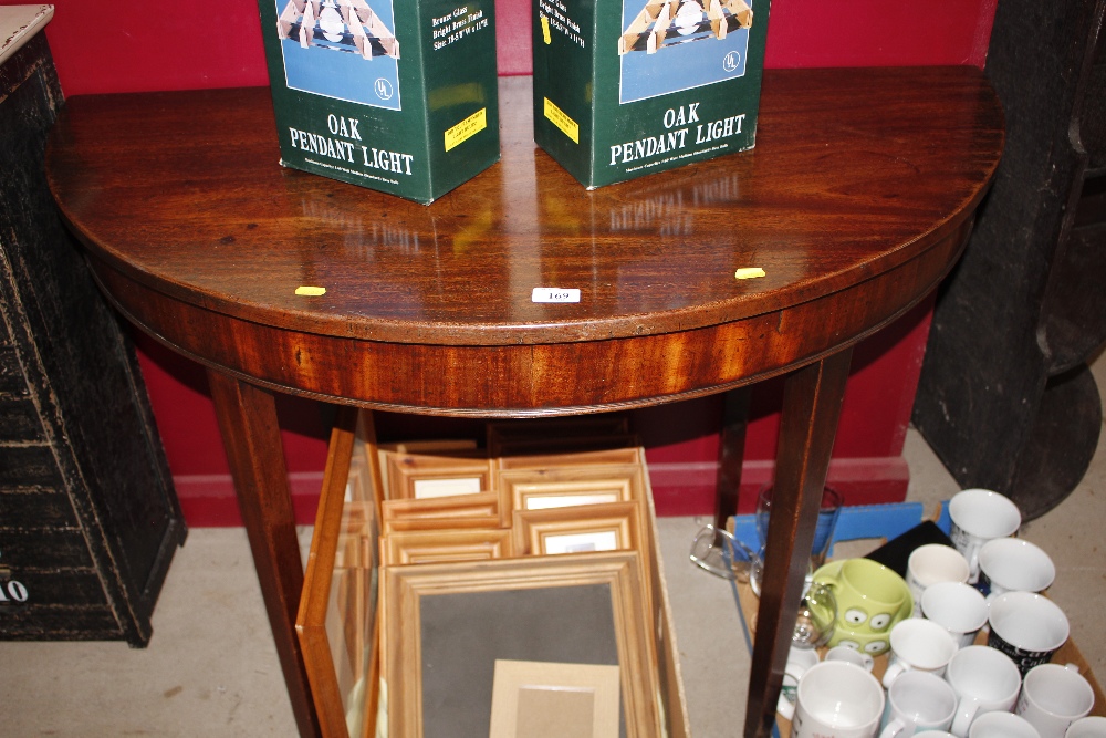 A Georgian mahogany D end table