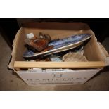 A box containing old blue and white meat plate; je