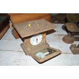 A set of Jaraso personal weighing scales