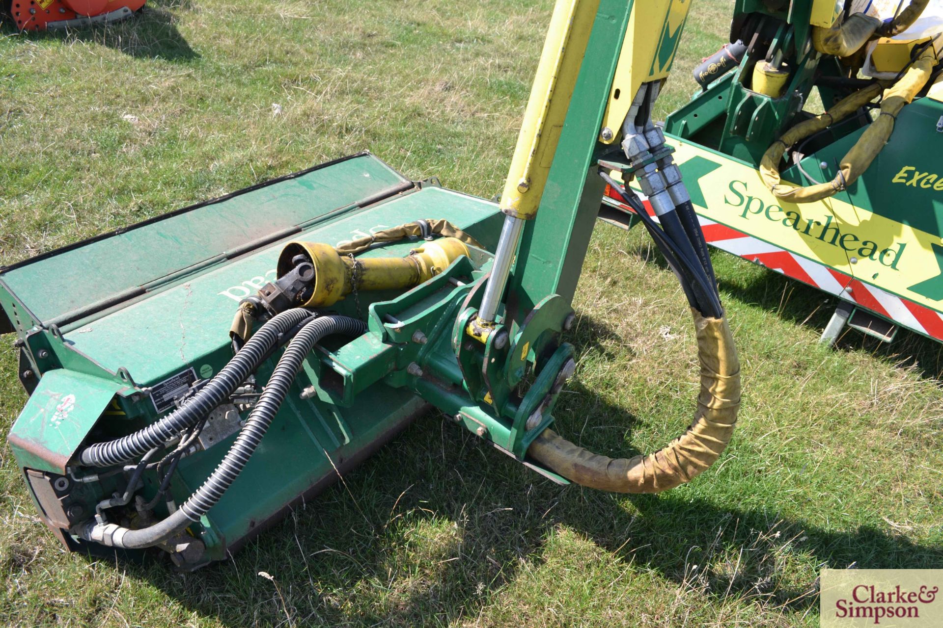 Spearhead XL605 linkage mounted hedge cutter. 2007. Model number 9560301. Serial number S071308. - Image 14 of 17