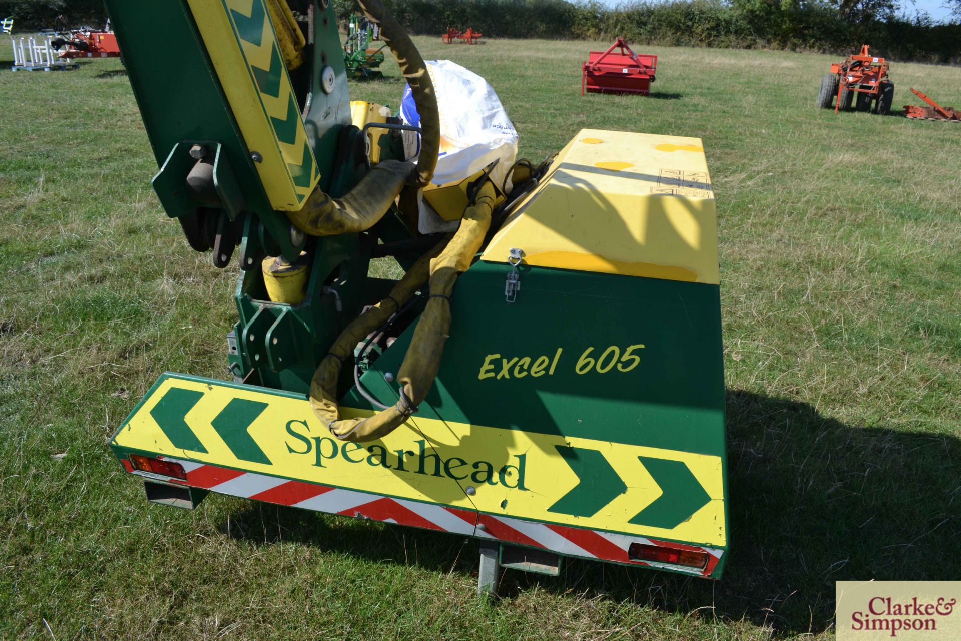Spearhead XL605 linkage mounted hedge cutter. 2007. Model number 9560301. Serial number S071308. - Image 15 of 17