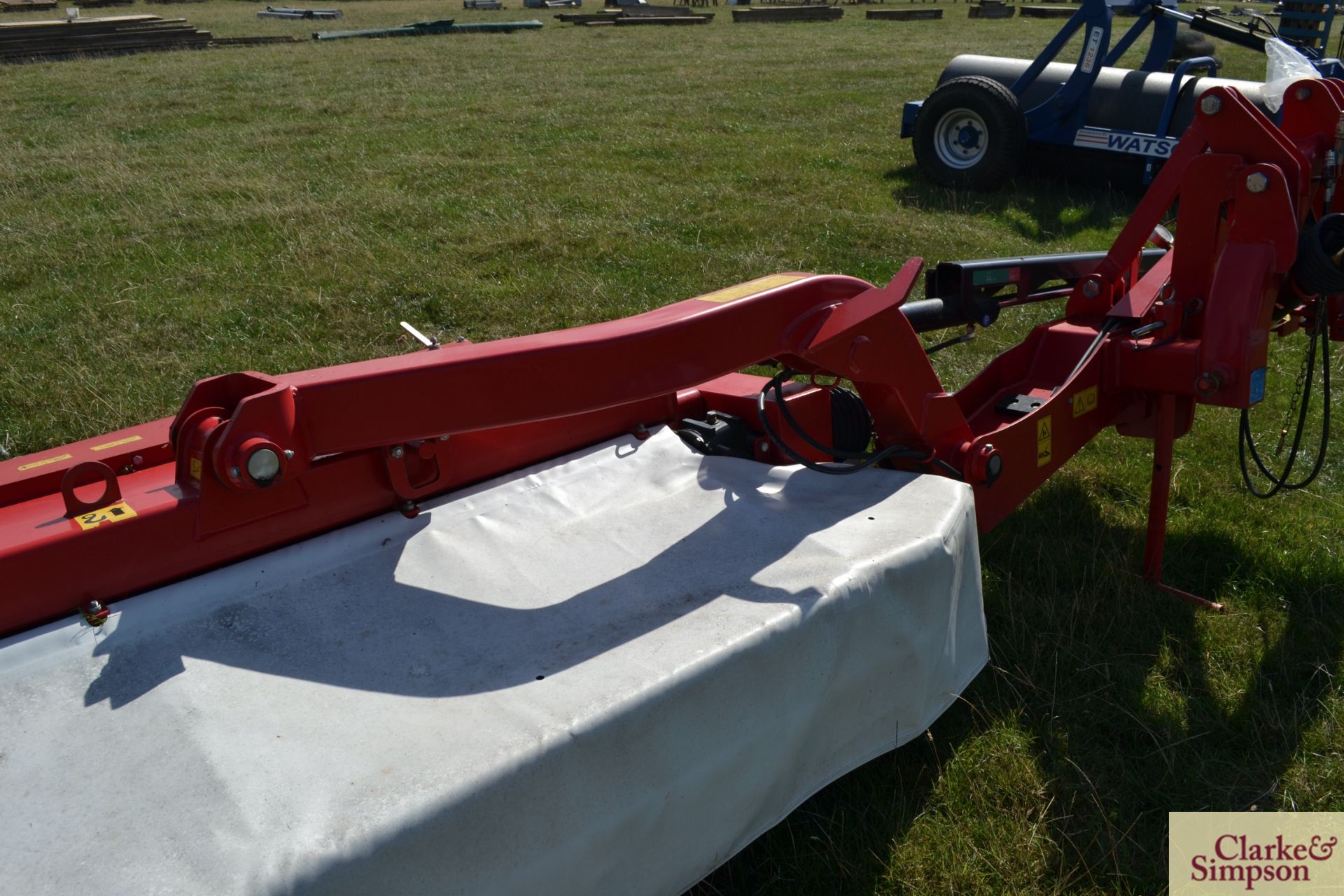 Lely Splendimo 280MC 2.8 mounted hydraulic fold mower conditioner. 2009. Serial number 0003083784. - Image 11 of 12