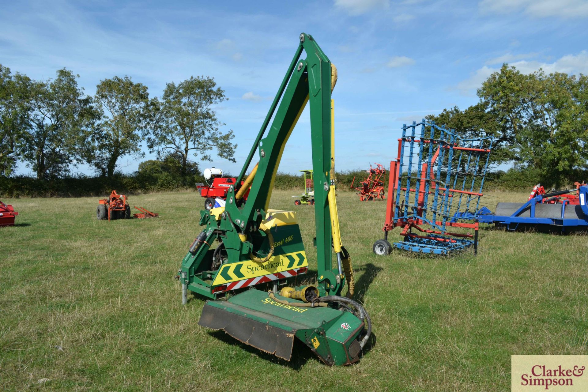 Spearhead XL605 linkage mounted hedge cutter. 2007. Model number 9560301. Serial number S071308. - Image 3 of 17