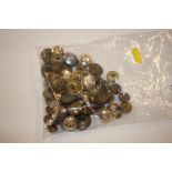 A bag of mixed military buttons, various regiments