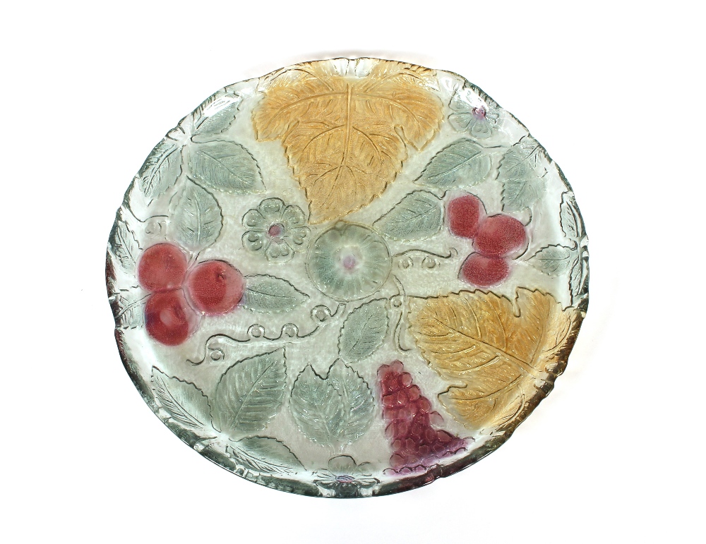 An Art Deco design leaf decorated platter, with gi