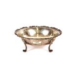 An Edwardian silver fruit bowl, having foliate dec