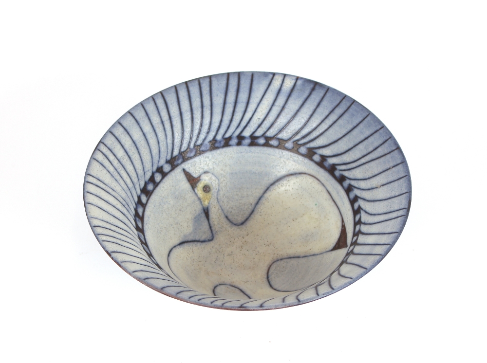 A Studio pottery bowl, decorated with a dove