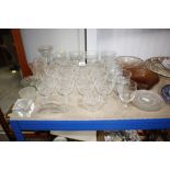 A quantity of various glassware