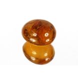 An amber egg, approx. 4cm x 3cm