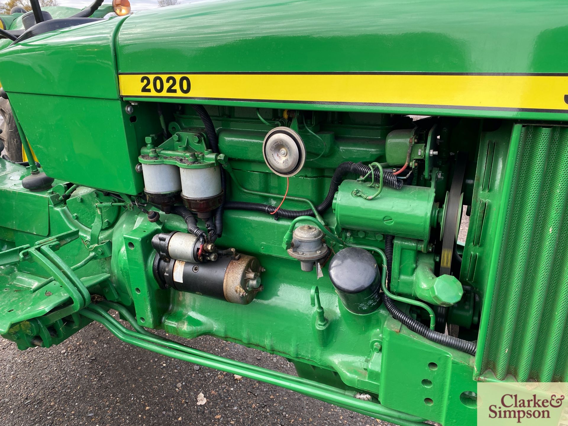 John Deere 2020 2WD tractor. Registration PRT 795F. Date of first registration 11/1967. Serial - Image 12 of 32