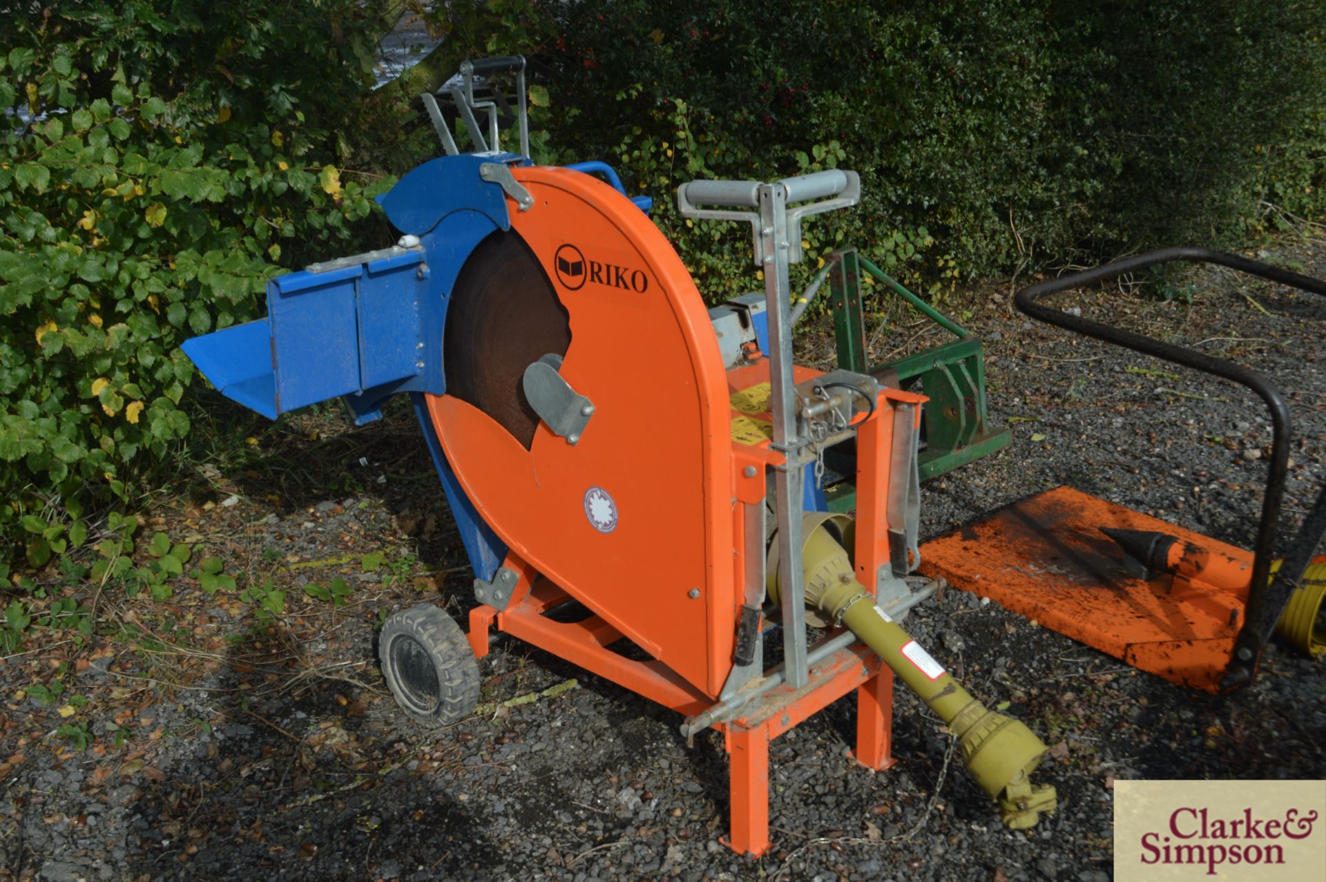 Balfor Riko rocking table saw PTO driven mounted bench. * - Image 3 of 5