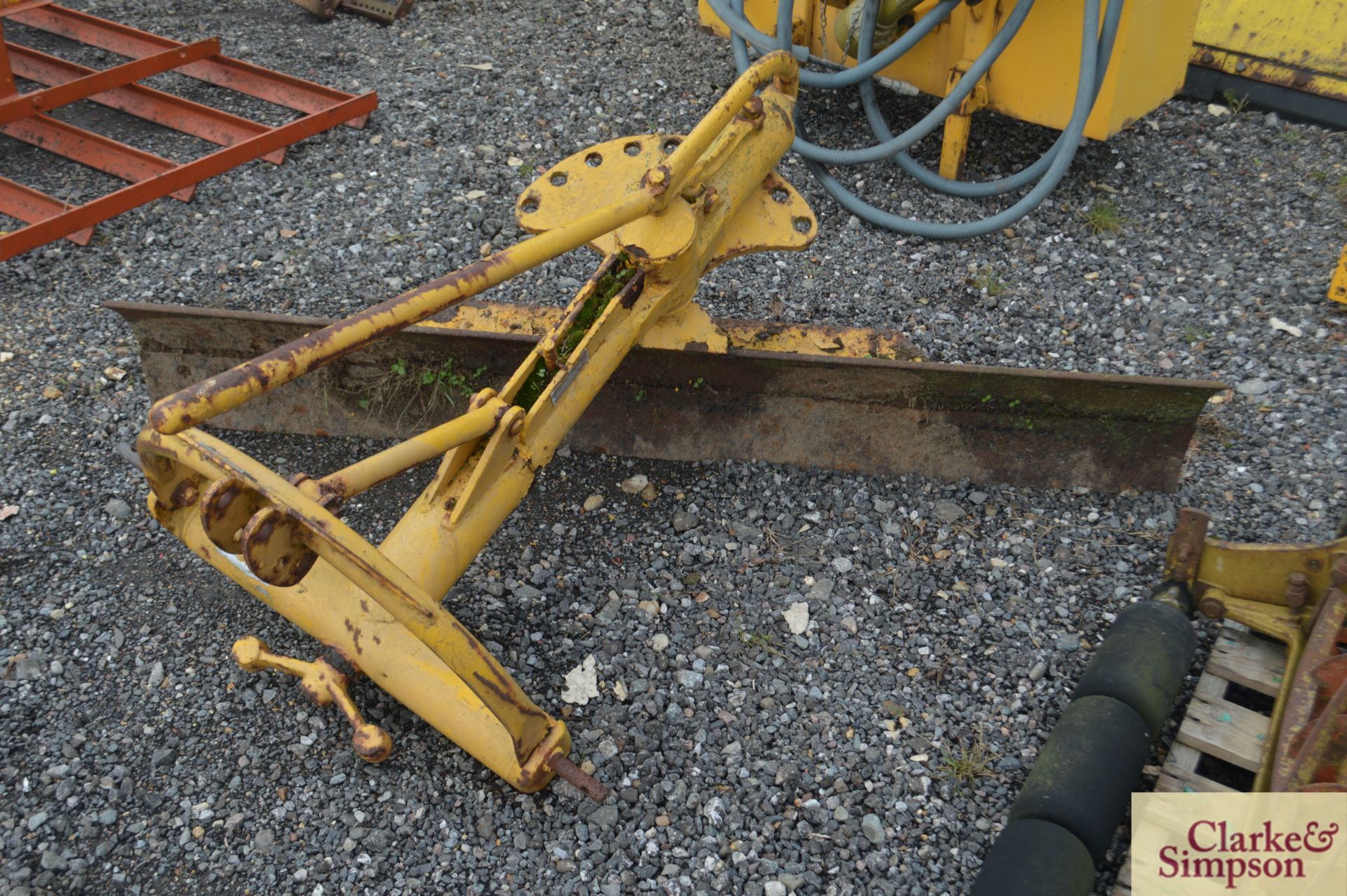 Danuser linkage mounted grader blade. * - Image 2 of 4