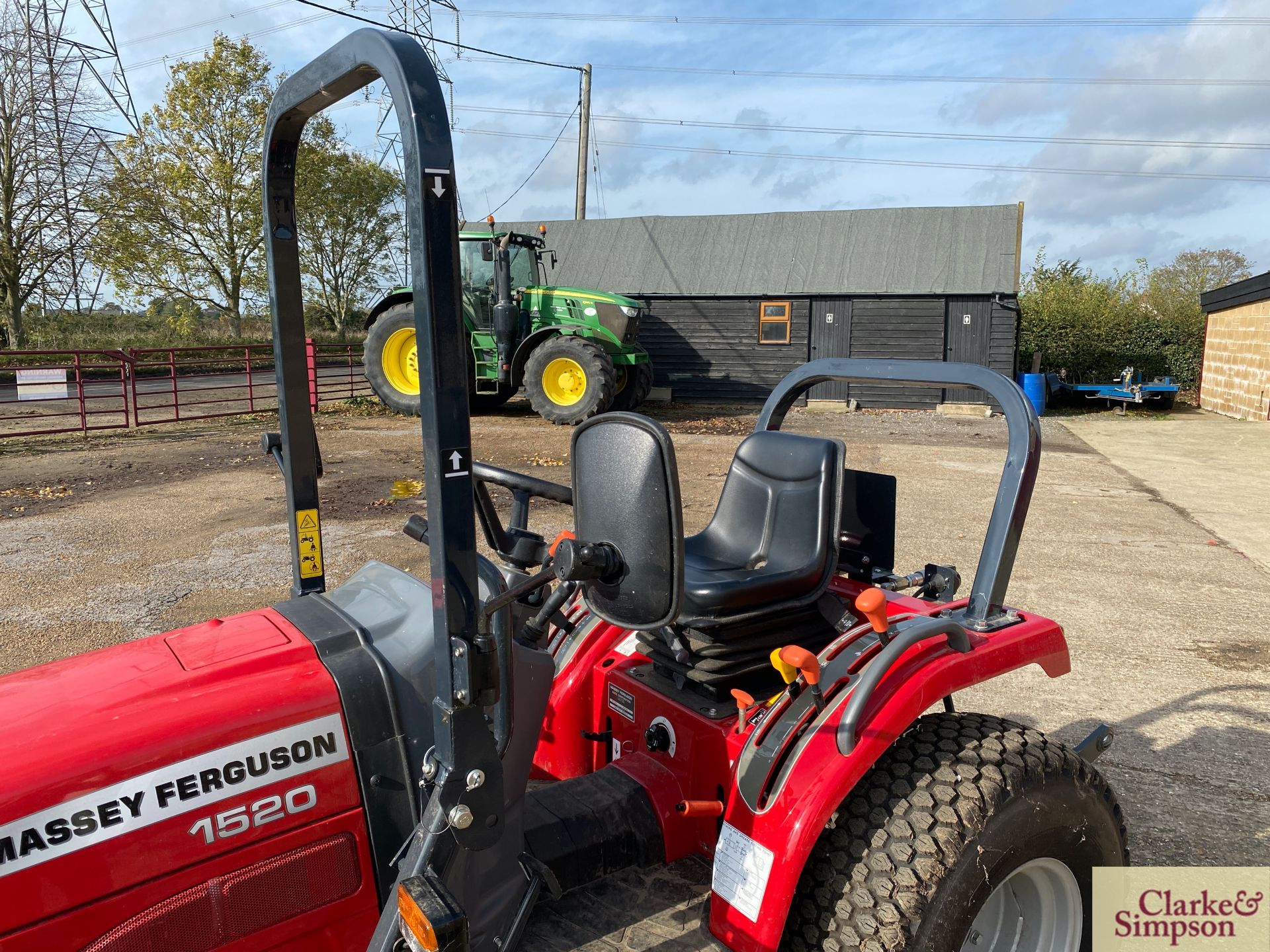 Massey Ferguson 1520 4WD compact tractor. 2017. Registration AY19 BXB. Date of first registration - Image 13 of 38